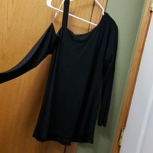 FillyFlair long sleeve over shoulder top